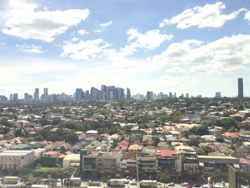 2 Bedroom Condo with Parking For Sale Grand Eastwood Palazzo Eastwood Ave. QC