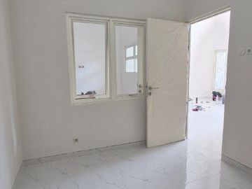 Dijual Rumah Renov Grand Semanggi Residence Wonorejo Rungkut Surabaya