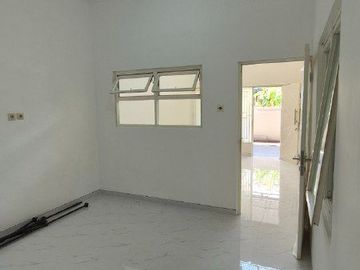 Dijual Rumah Renov Grand Semanggi Residence Wonorejo Rungkut Surabaya