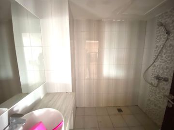 Sewa Apartemen Galeri Ciumbuleuit 2 Tipe Studio, Furnished, Lantai 31