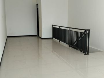 Dijual Ruko Wiyung, Surabaya