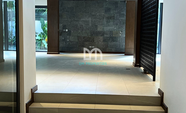 For Sale: House and Lot in Ayala Heights Village, Quezon City