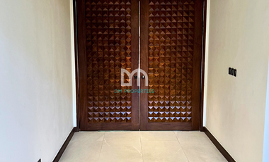 For Sale: House and Lot in Ayala Heights Village, Quezon City