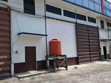 Disewakan Gudang dikariangau km5