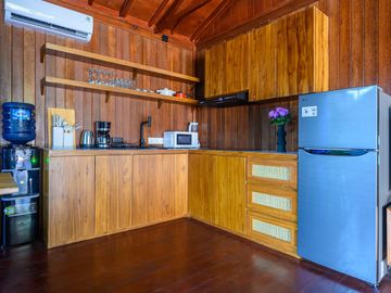 VILLA KAYU PREMIUM ULUWATU