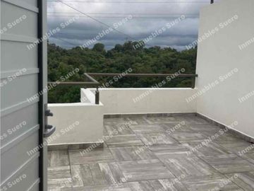 Hermosa casa moderna y con recámara en planta baja