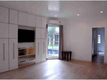 Rumah Lux Jalan Utama Perumahan Araya Boulevard Luas 866 m2