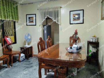 HOUSE & LOT FOR SALE w/ INCOME GENERATING UNIT BESIDE