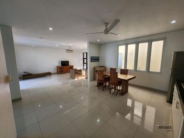 Villa nyaman dengan lingkungan yang tenang Dijual, di Kediri Tabanan