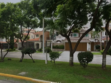 CASA EN VENTA CIUDAD BUGAMBILIAS, ZAPOPAN, JALISCO