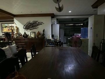 4BR House and Lot for Sale in Makati City *San Lorenzo Village