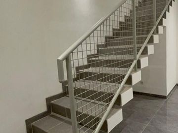 Rumah dijual Murah 2 Lantai, Ciledug, Tanggerang dekat Stasiun Jurangmangu