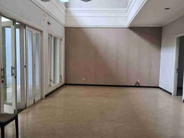 Jual Rumah di jl boulevard Tmn Gapura, Citraland dekat G WALK & new Radial Road