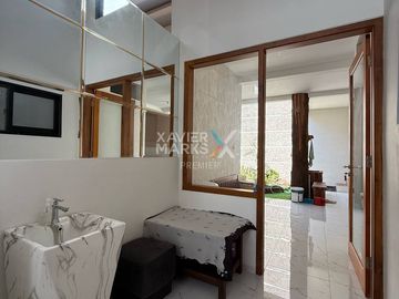 Rumah Modern Furnished Di Jalan Teluk-Teluk, Blimbing Kota Malang 🏡✨