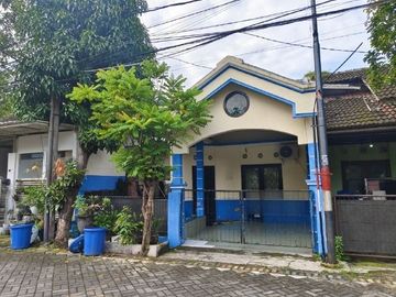 Rumah Di Kebraon Indah Permai Surabaya Bagus dan Terawat Strategis