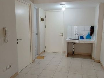 Disewakan Apartement Springlake Tower Azolla di Summarecon Bekasi