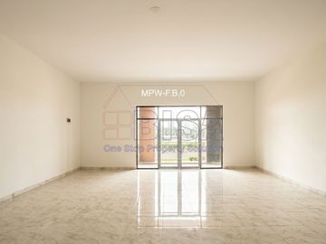 RUKO HOOK 3 LANTAI View Laut – MARCS BOULEVARD PASIR PUTIH