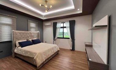 Brandnew Modern House with 5Br with pool furnished near clark