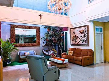 Rumah Permata Buana Jakbar mewah jalan boulevard