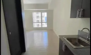 ONE BEDROOM MOVE IN RFO 300K DOWNPAYMENT IN MANDALUYONG Prime Locations Pioneer Woodlands Near BGC, ORTIGAS CBD, THE MEDICAL CITY AND PET FRIENDLY