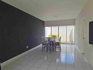 RENTO CASA EN PRIVADA VILLAS DE IRAPUATO, IRAPUATO, GUANAJUATO