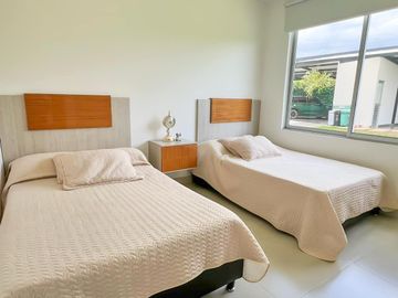 ALQUILER DE FINCA EN PALMIRA VALLE FINCA LAS PALMAS RESERVAS AL3003480004 LLAMANOS..