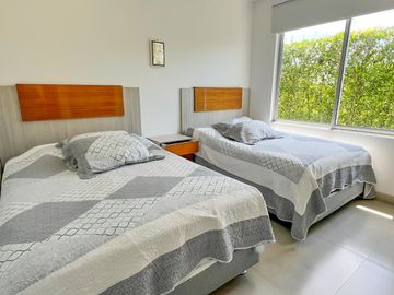 ALQUILER DE FINCA EN PALMIRA VALLE FINCA LAS PALMAS RESERVAS AL3003480004 LLAMANOS..