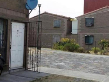 CASA EN VENTA EN MANUEL ESCANDON, IZTAPALAPA