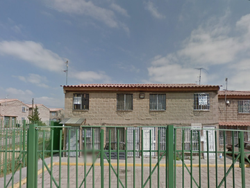 CASA EN VENTA EN MANUEL ESCANDON, IZTAPALAPA