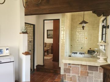 CASA-CHALET AMUEBLADA RINCON COLONIAL CALACOAYA