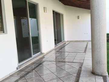 CASA EN RENTA FRACC VISTA REAL ZONA ANGELOPOLIS