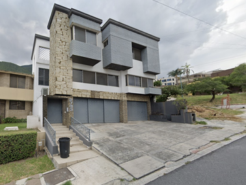 CASA ADJUDICADA EN LAS CUMBRES MONTERREY NUEVO LEÓN