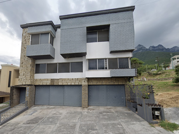 CASA ADJUDICADA EN LAS CUMBRES MONTERREY NUEVO LEÓN