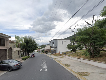 CASA ADJUDICADA EN LAS CUMBRES MONTERREY NUEVO LEÓN