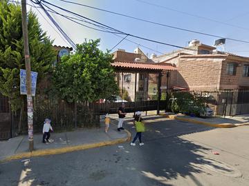 CASA EN REMATE