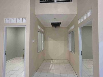 dijual rumah siap huni luas 96 jalan lebar citra raya Cikupa Tangerang
