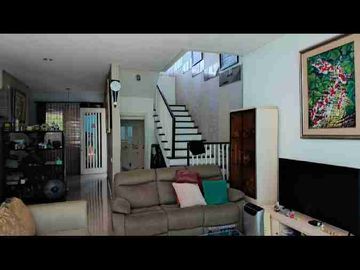 Rumah 2 lantai full furnish Wisata Bukit Mas dekat Club House
