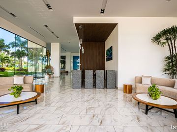 Departamento de Lujo de 2 Recámaras en Venta | Alta Plusvalía en Nuevo Centro Urbano, Playa del Carmen.