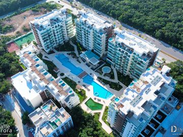 Departamento de Lujo de 2 Recámaras en Venta | Alta Plusvalía en Nuevo Centro Urbano, Playa del Carmen.