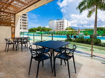 Departamento de Lujo de 2 Recámaras en Venta | Alta Plusvalía en Nuevo Centro Urbano, Playa del Carmen.