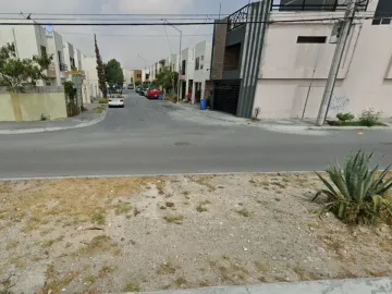 CASA EN REMATE BANCARIO EN RENACERES RESIDENCIAL APODACA NUEVO LEON