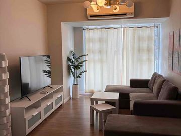One bedroom for Rent in Legaspi Village