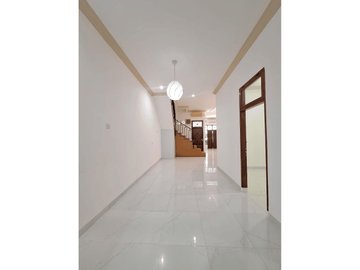 ZN130 Rumah Baru siap Huni Pondok Kelapa Jakarta Timur