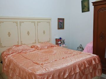 Dijual Cepat  Rumah strategis Di Pesona Khayangan Depok