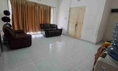 Di jual  Rumah Mewah, Nyaman, siap huni, Kota Wisata, kab. Bogor.