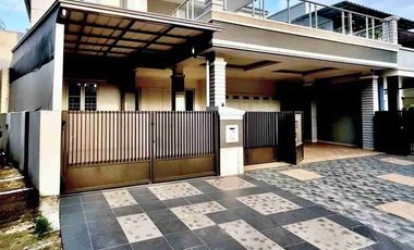 Di jual  Rumah Mewah, Nyaman, siap huni, Kota Wisata, kab. Bogor.