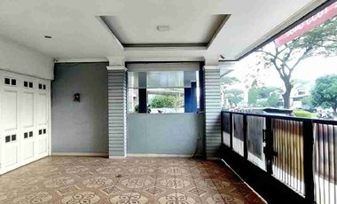 Di jual  Rumah Mewah, Nyaman, siap huni, Kota Wisata, kab. Bogor.