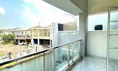 Di jual  Rumah Mewah, Nyaman, siap huni, Kota Wisata, kab. Bogor.