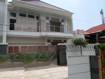 RON.A2443 RUMAH DHARMAHUSADA INDAH BARAT SURABAYA KAWASAN PREMIUM