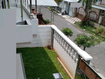 RON.A2443 RUMAH DHARMAHUSADA INDAH BARAT SURABAYA KAWASAN PREMIUM